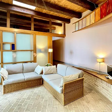 Prázdninový dům Beautiful Loft Between The Sea And The Woods *