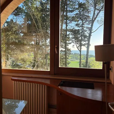 Beautiful Loft Between The Sea And The Woods * Marcelli